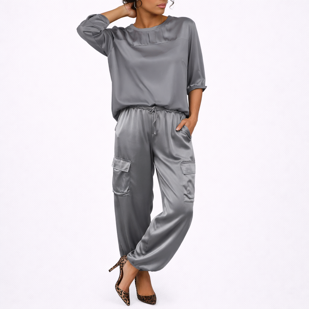 Begoña - Conjunto Satinado Elegante con Blusa y Pantalón