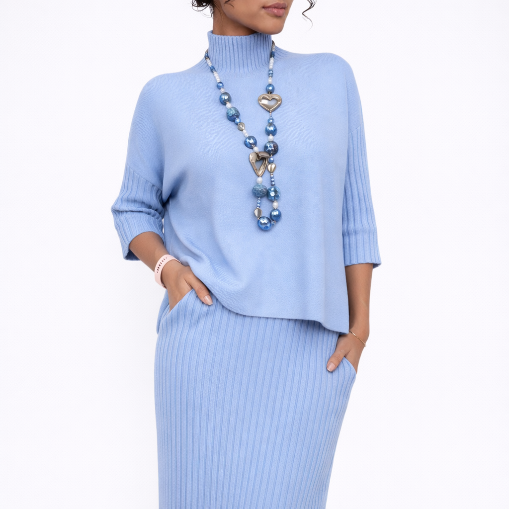 Leonor – Conjunto de punto con elegancia.